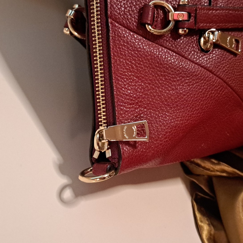 NEW Coach  Prairie Burgundy Satchel and Crossbody Excellent Condition - Picture 5 of 14